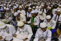 Teks Bacaan Sholawat Nariyah Arab Latin Arti Dan Keutamaannya